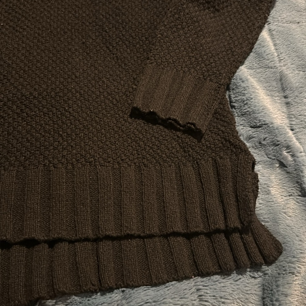 Black Patagonia sweater!! - Picture 7 of 8